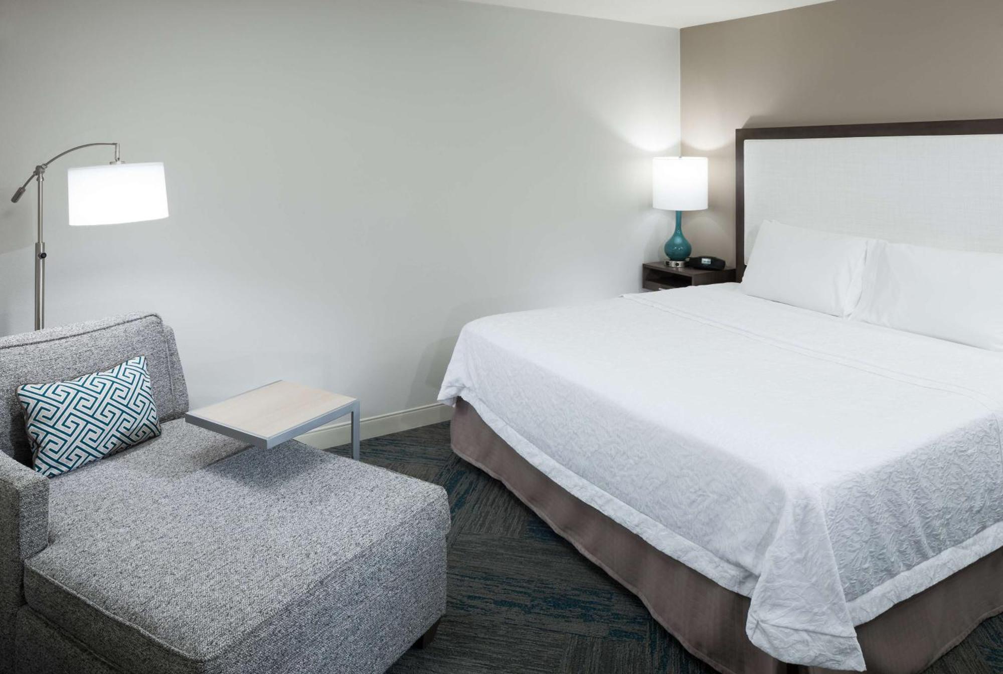 Hampton Inn Los Angeles Orange County סייפרס מראה חיצוני תמונה