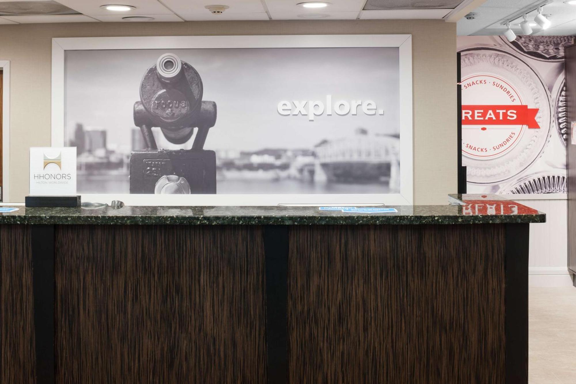 Hampton Inn Los Angeles Orange County סייפרס מראה חיצוני תמונה